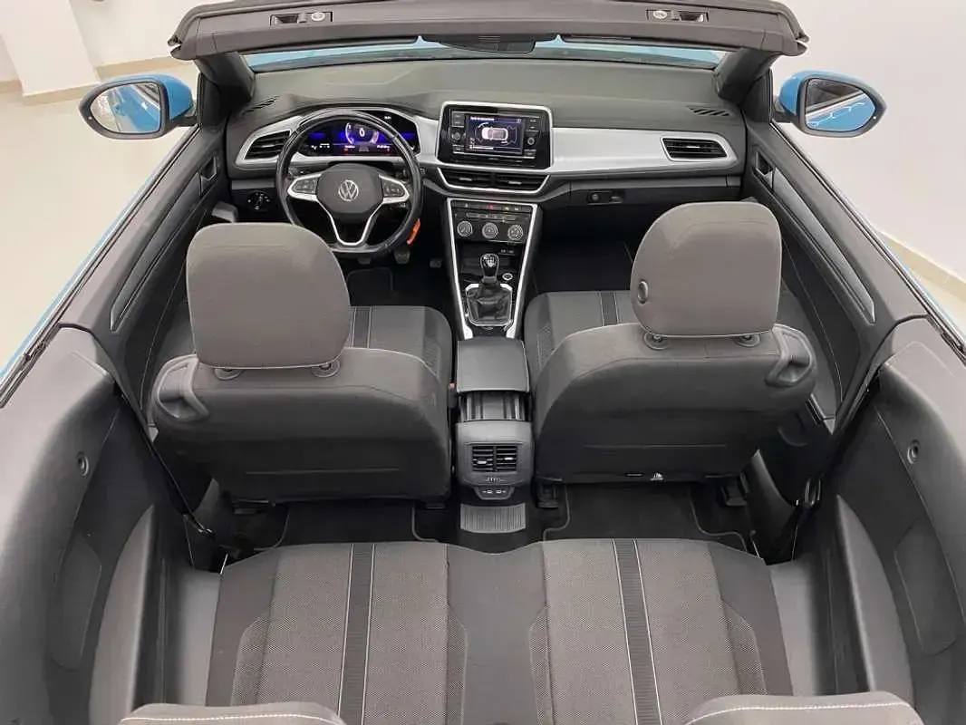 Usado VW T-Roc Cabriolet Style 110 CV (80 kW) 2023 Azul Descapotable