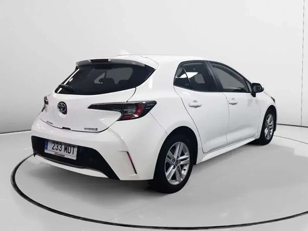 Usado Toyota Corolla Active 140 CV (102 kW) 2023 Blanco Utilitario