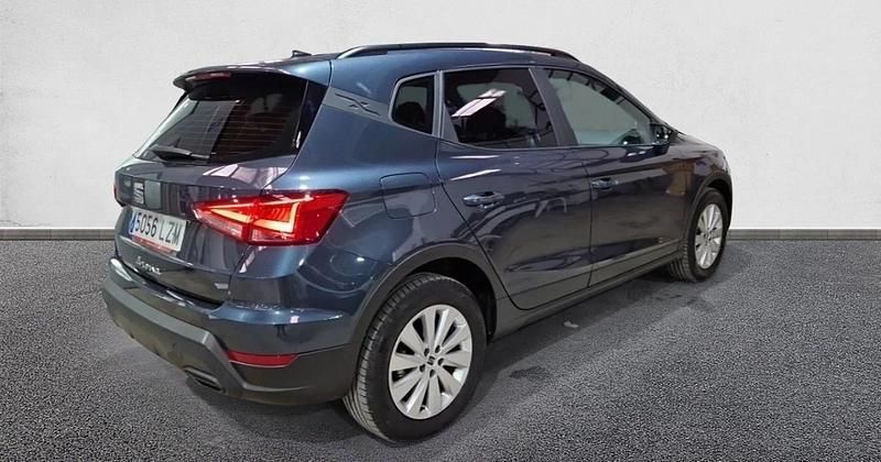 Usado Seat Arona Xperience 110 CV (80 kW) 2022 SUV
