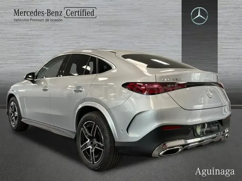 Usado Mercedes GLC220 197 CV (144 kW) 2025 Gris / plata SUV