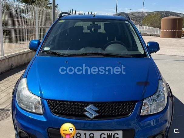 Usado Suzuki SX4 GLX 135 CV (99 kW) 2010 Azul SUV
