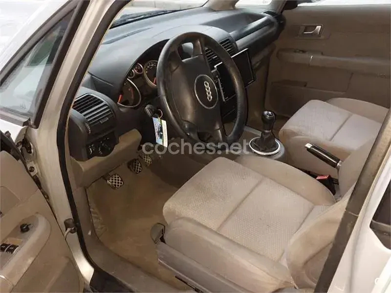 Usado Audi A2 75 CV (55 kW) 2000 Gris / plata Utilitario