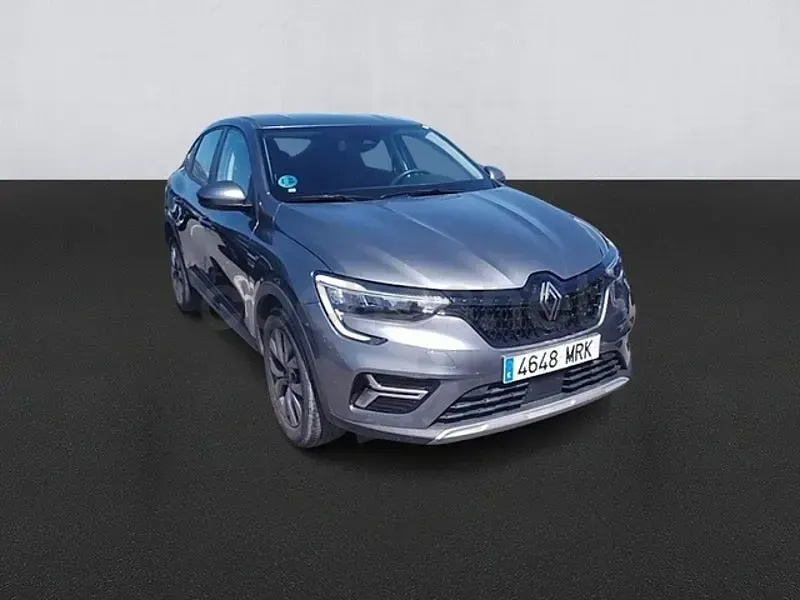 Usado Renault Arkana Evolution 145 CV (106 kW) 2024 Gris / plata SUV