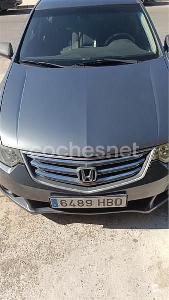 Usado Honda Accord Elegance 150 CV (110 kW) 2010 Gris / plata Berlina
