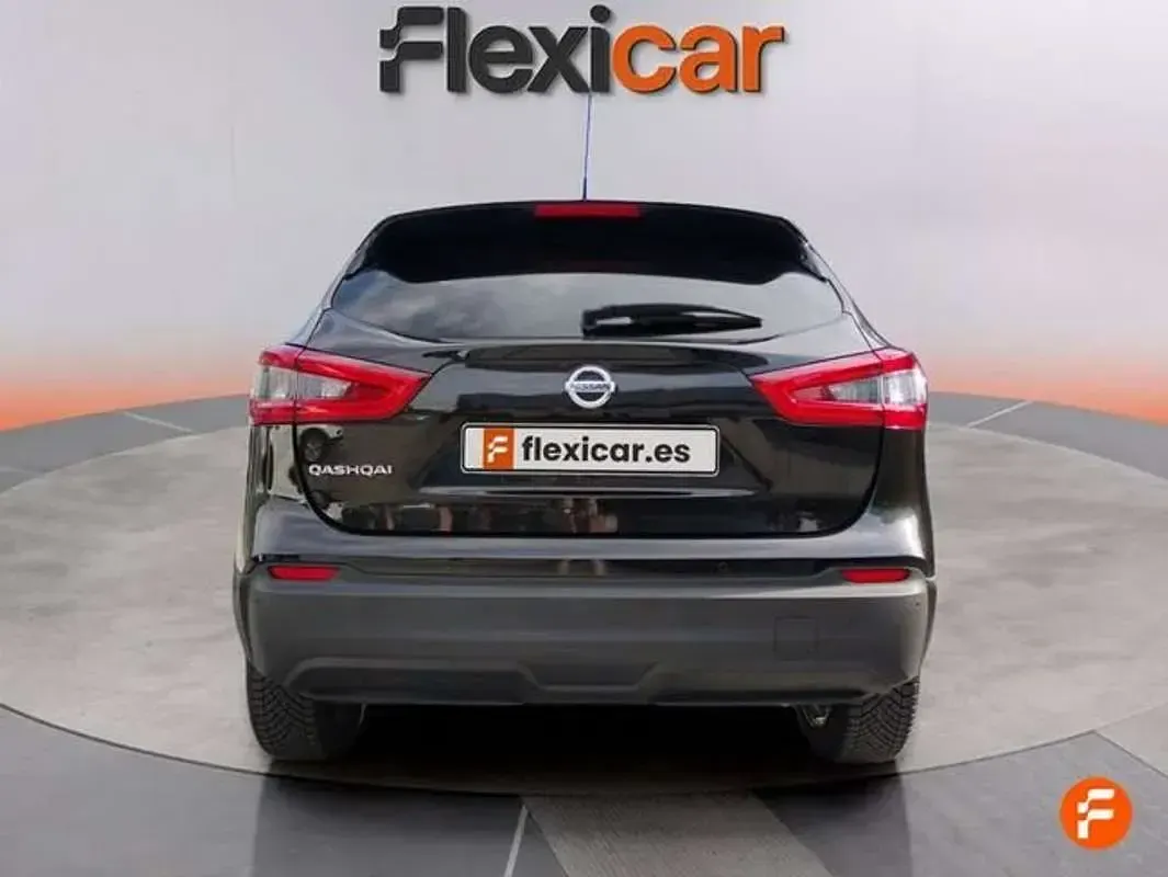 Usado Nissan Qashqai Acenta 140 CV (102 kW) 2019 Negro SUV