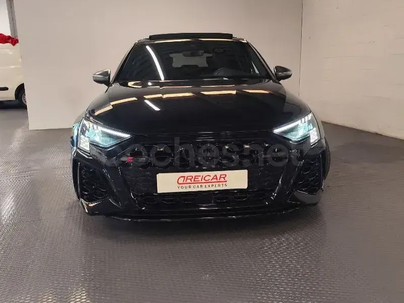 Usado Audi RS3 Ambiente 400 CV (294 kW) 2023 Negro Berlina