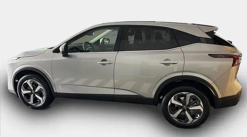 Usado Nissan Qashqai N-Connecta 140 CV (102 kW) 2024 Diamond silver (metalizado) SUV