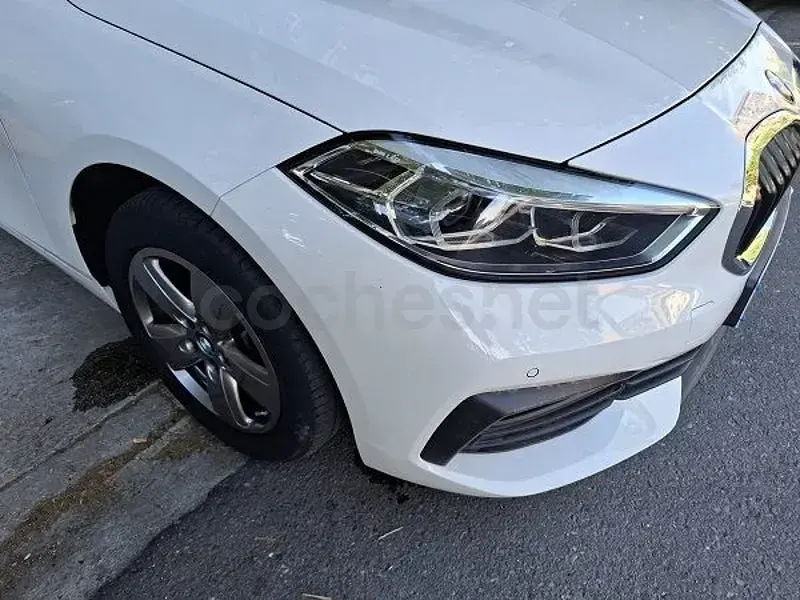 Usado BMW 116 116 CV (85 kW) 2023 Blanco Utilitario