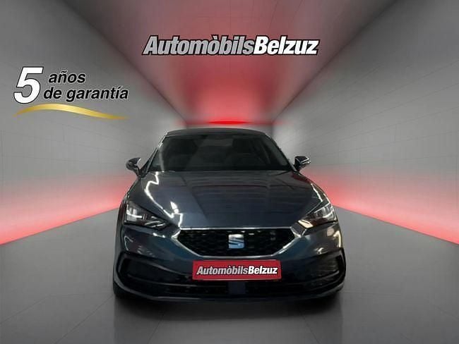 Usado Seat Leon Style 110 CV (80 kW) 2024 Gris Utilitario