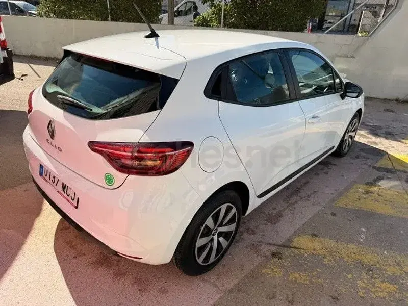 Usado Renault Clio V Equilibre 100 CV (73 kW) 2022 Blanco Berlina