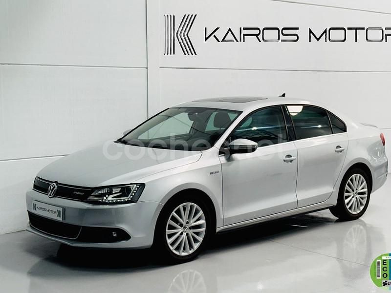 Gris / plata Usado 2013 VW Jetta Sport Berlina | 10.990 € (Super precio) - Imagen 1/4