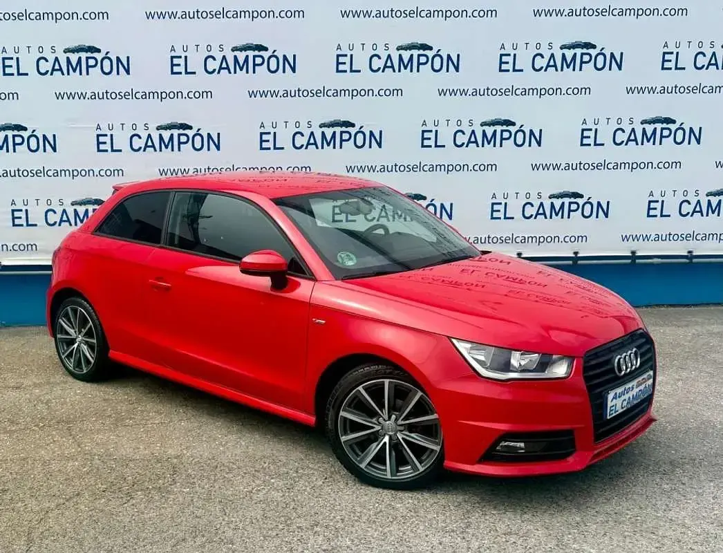 Usado Audi A1 Attraction 90 CV (66 kW) 2017 Rojo Utilitario