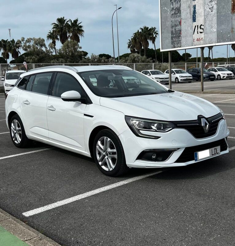 Usado Renault Mégane IV Business 116 CV (85 kW) 2019 Blanco Berlina