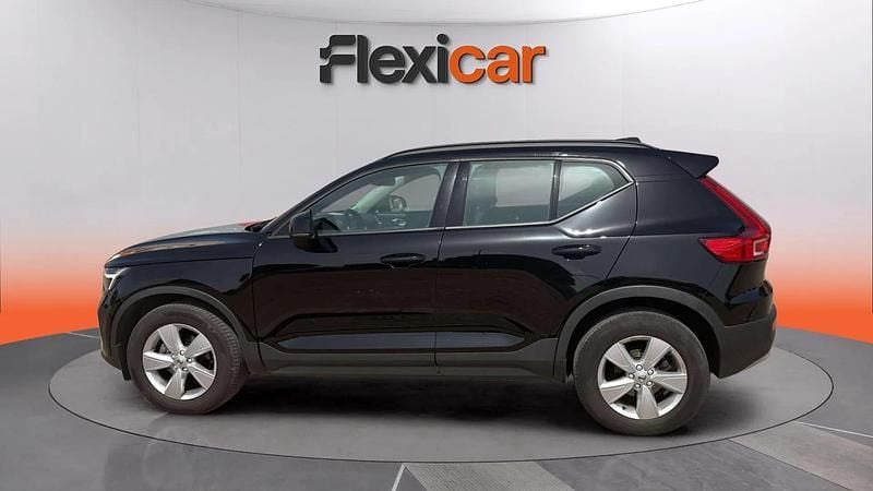 Usado Volvo XC40 131 CV (96 kW) 2023 Negro SUV