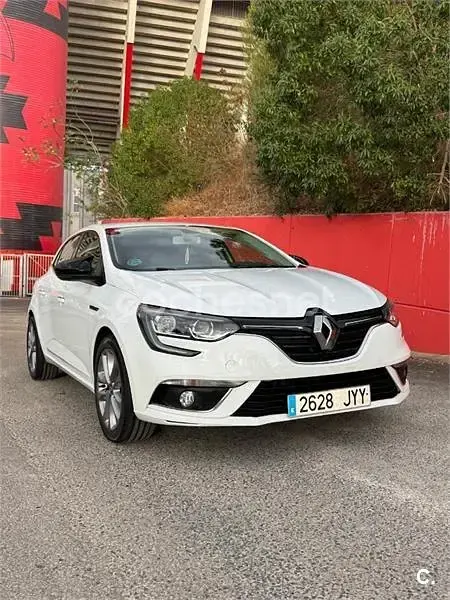 Usado Renault Mégane IV 90 CV (66 kW) 2017 Blanco Berlina
