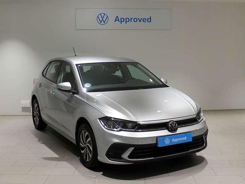 Plateado Usado 2024 VW Polo Utilitario | 21.300 € (Un poco caro) - Imagen 1/4