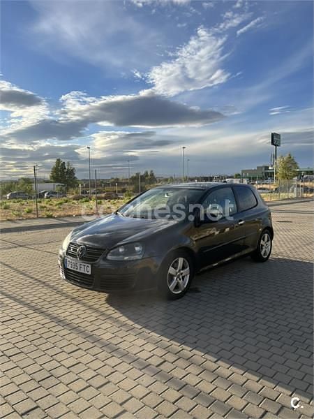 Negro Usado 2007 VW Golf V GT Berlina | 4290 € (Buen precio) - Imagen 1/4