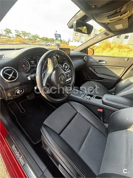 Usado Mercedes A200 136 CV (100 kW) 2018 Rojo Berlina