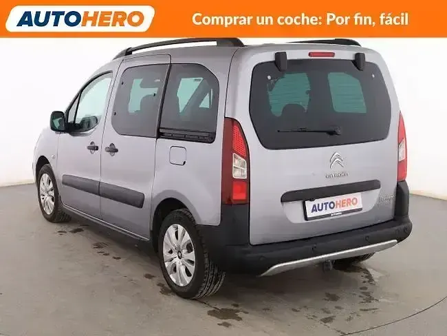 Usado Citroën Berlingo Feel 100 CV (73 kW) 2018 Gris Monovolumen