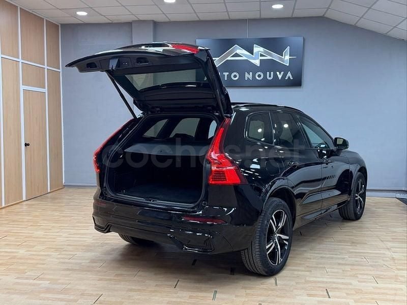 Usado Volvo XC60 Plus 350 CV (257 kW) 2022 Negro SUV