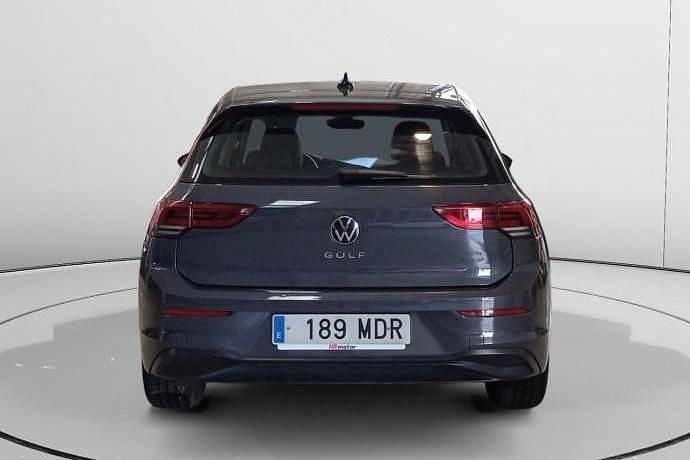 Usado VW Golf VIII Life 131 CV (96 kW) 2022