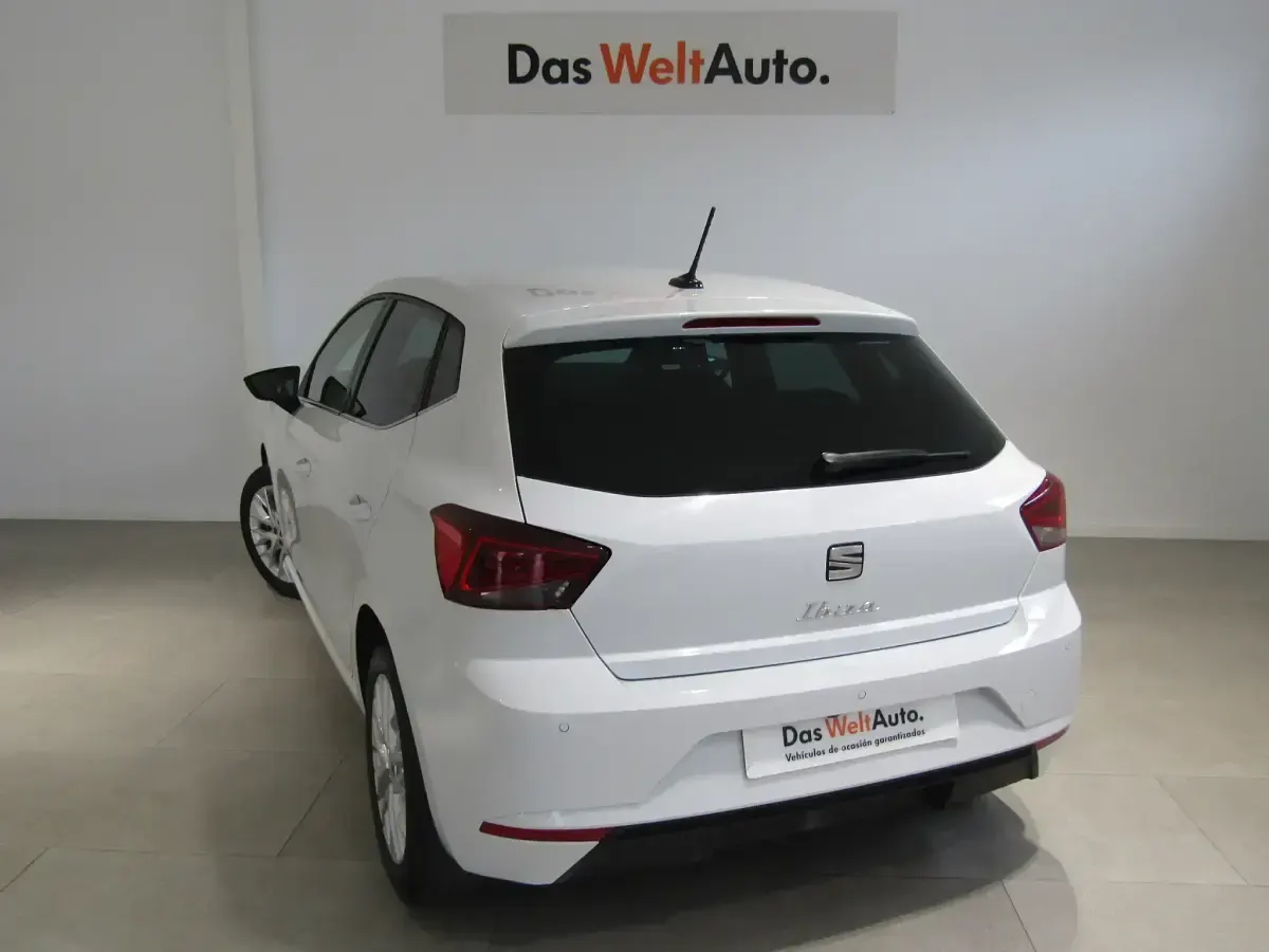 Usado Seat Ibiza 115 CV (84 kW) 2025 Blanco Utilitario