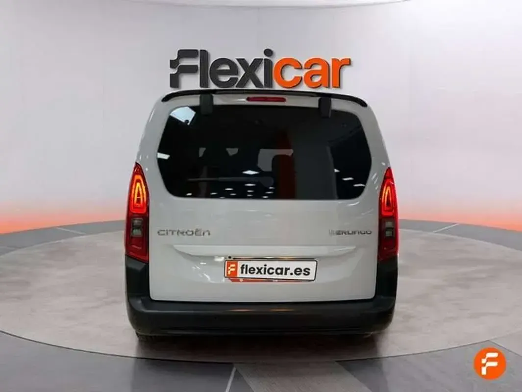 Usado Citroën Berlingo 131 CV (96 kW) 2024 Blanco Monovolumen