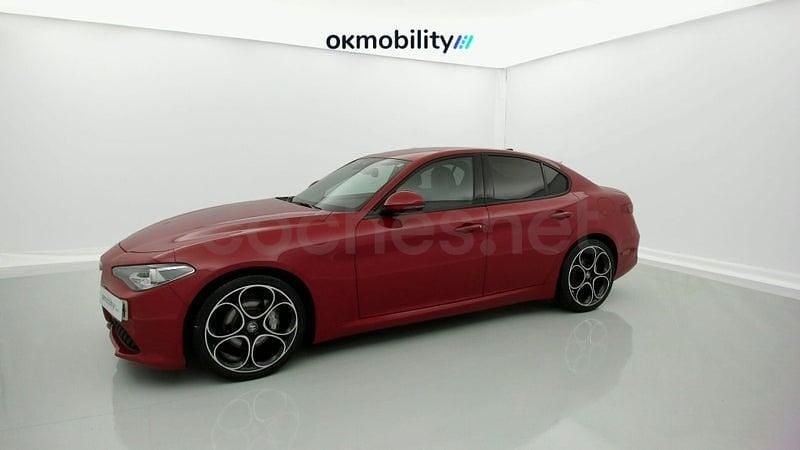 Usado Alfa Romeo Giulia Sprint 190 CV (139 kW) 2022 Rojo Berlina