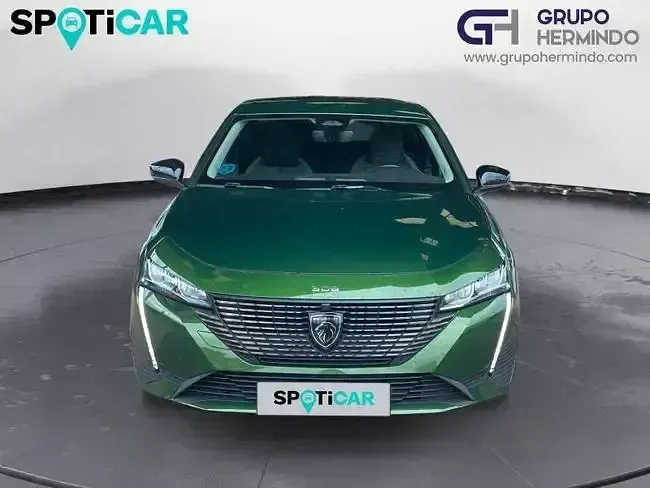 Usado Peugeot 308 Allure 130 CV (95 kW) 2023 Verde Berlina