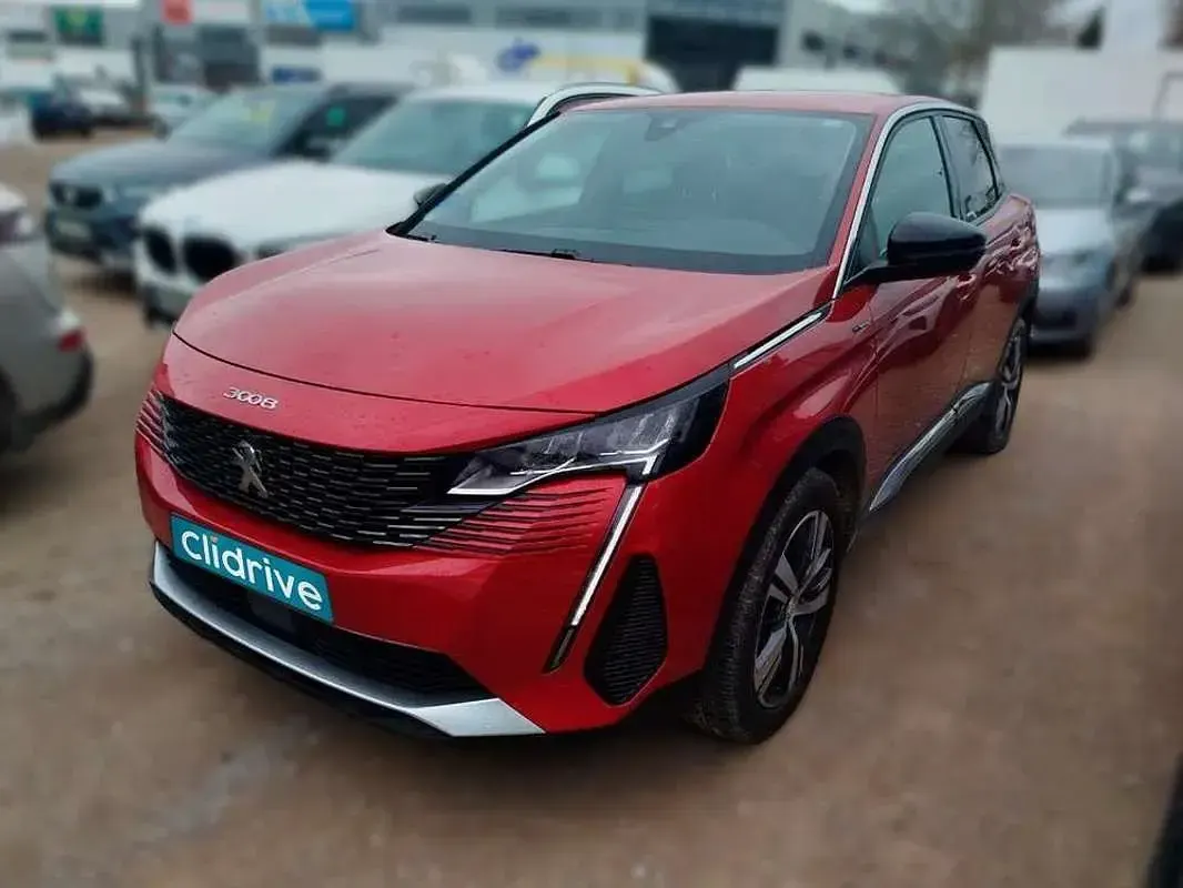 Usado Peugeot 3008 Allure 226 CV (166 kW) 2021 Rojo SUV