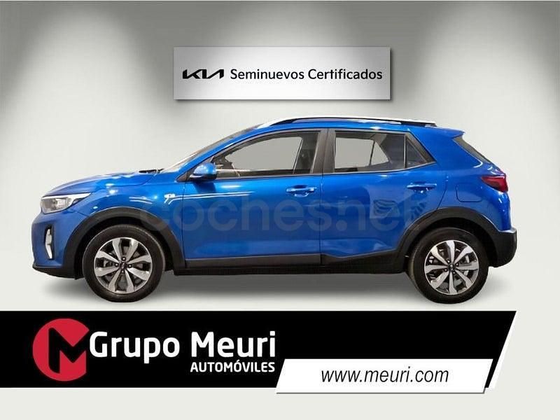 Usado Kia Stonic 100 CV (73 kW) 2022 Azul SUV