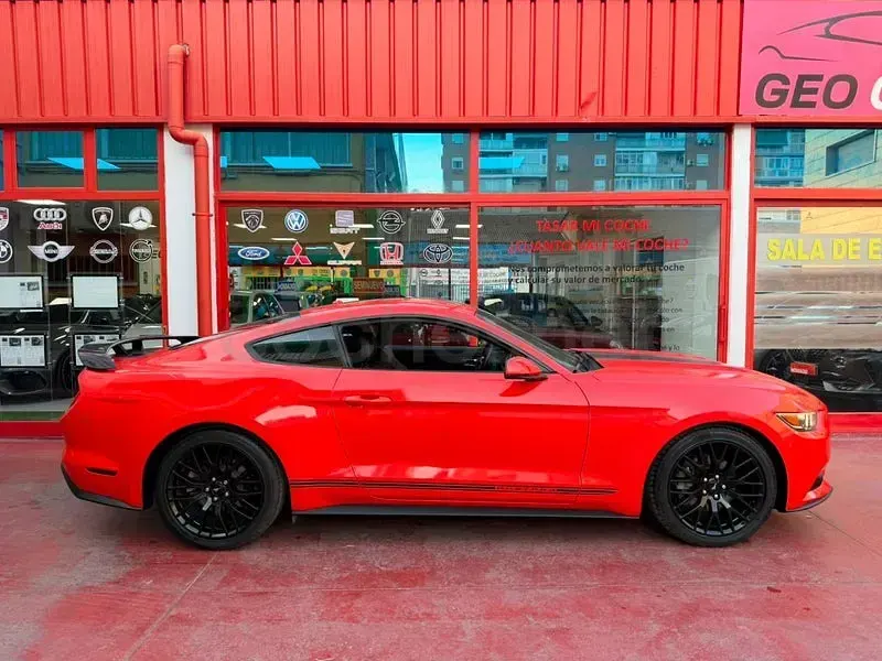 Usado Ford Mustang 310 CV (228 kW) 2016 Naranja Coupe