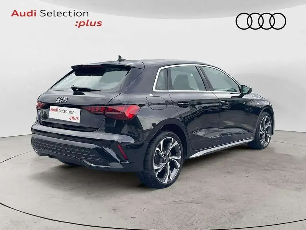 Usado Audi A3 Sportback e-tron S-Line 204 CV (150 kW) 2025 Negro Utilitario
