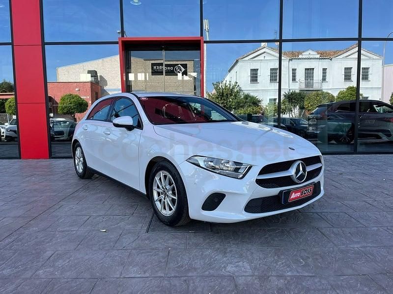 Usado Mercedes A180 136 CV (100 kW) 2022 Blanco Berlina