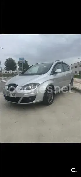 Usado Seat Altea XL I-Tech 140 CV (102 kW) 2015 Gris / plata Monovolumen