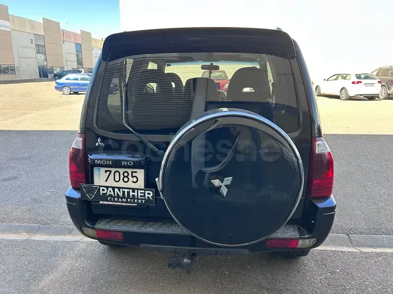 Usado Mitsubishi Montero Intense 160 CV (117 kW) 2006 Negro SUV
