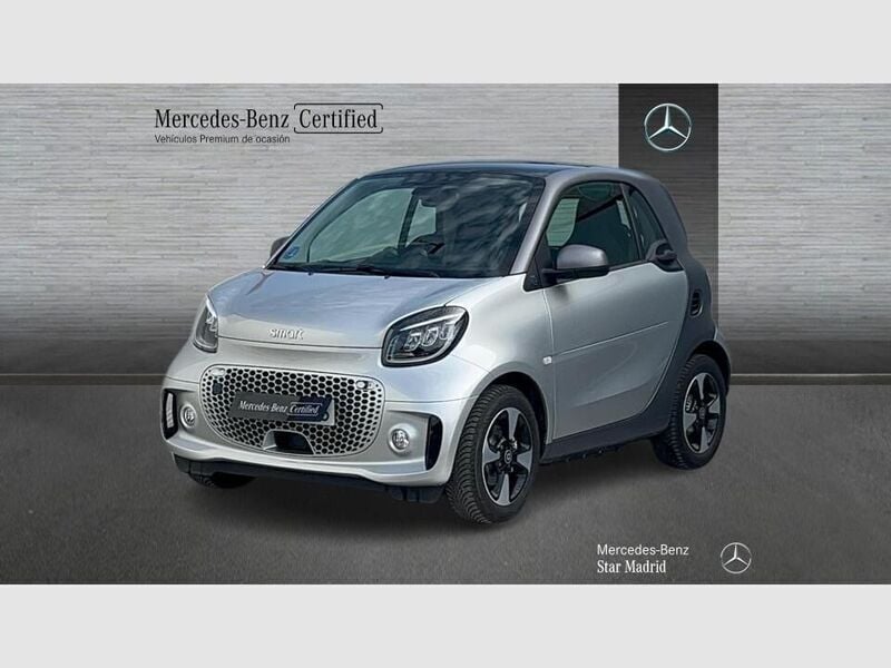 Gris / plateado Usado 2024 Smart ForTwo Electric Drive Passion Coupe | 17.990 € (Precio justo) - Imagen 1/4