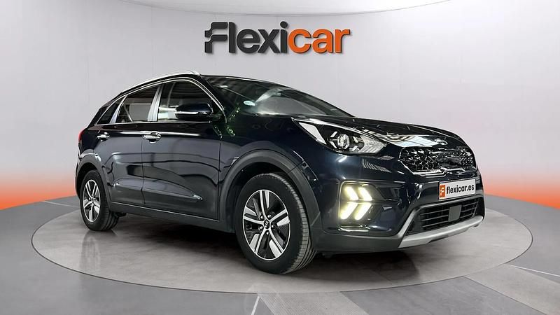 Usado Kia Niro 141 HP (103 kW) 2020 Azul SUV