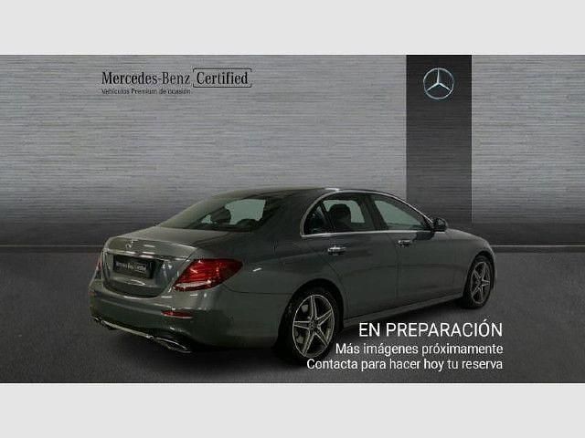 Usado Mercedes E350 Avantgarde 299 CV (219 kW) 2019 Gris selenita
