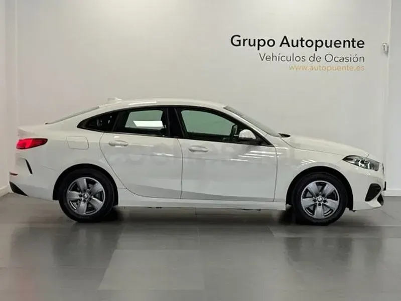 Käytetty BMW 216 Comfort Edition 116 HP (85 kW) 2022 Valkoinen Coupe - kaksiovinen