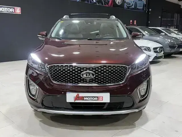 Usado Kia Sorento 200 CV (147 kW) 2015 Granate SUV