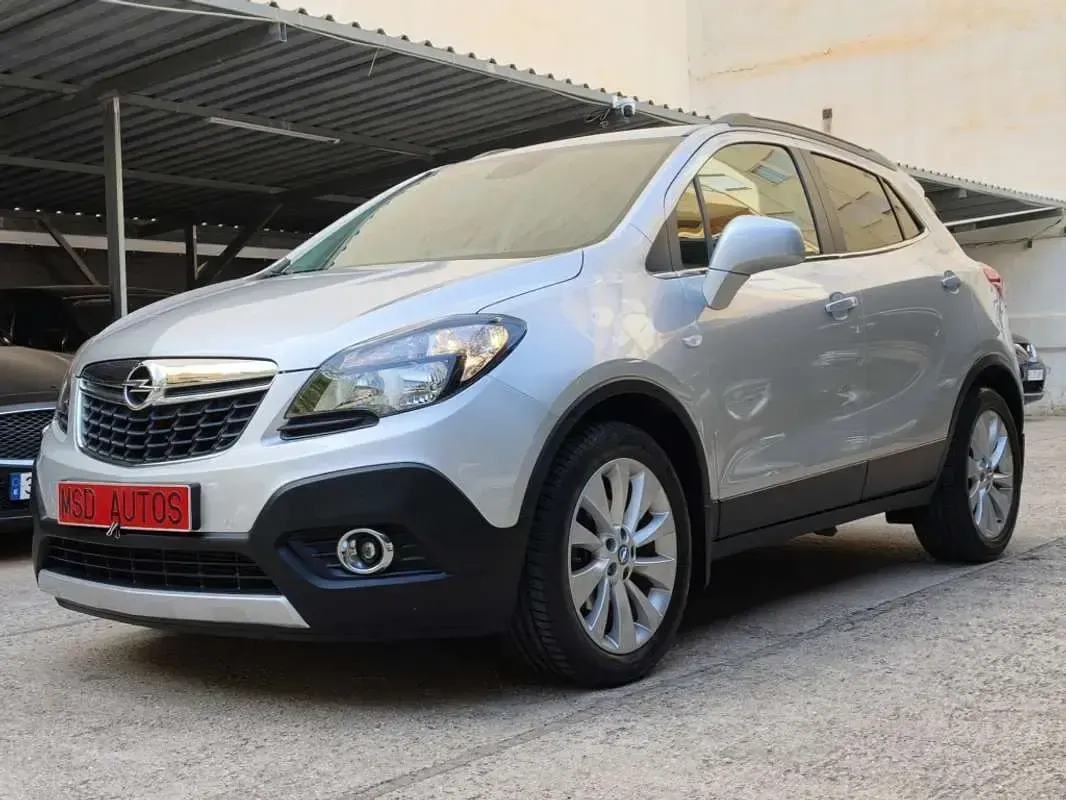 Usado Opel Mokka Selective 136 CV (100 kW) 2015 Plateado SUV