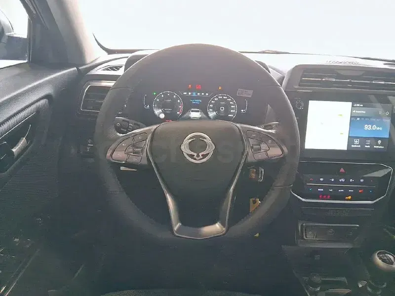 Usado KGM Tivoli 135 CV (99 kW) 2025 Azul SUV