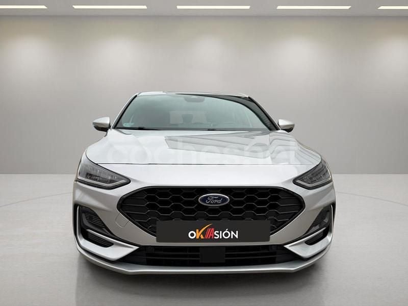 Usado Ford Focus ST-Line 125 CV (91 kW) 2023 Gris / plata Berlina