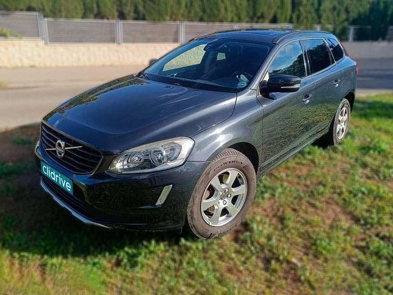 Usado Volvo XC60 Kinetic 150 CV (110 kW) 2016 Negro SUV