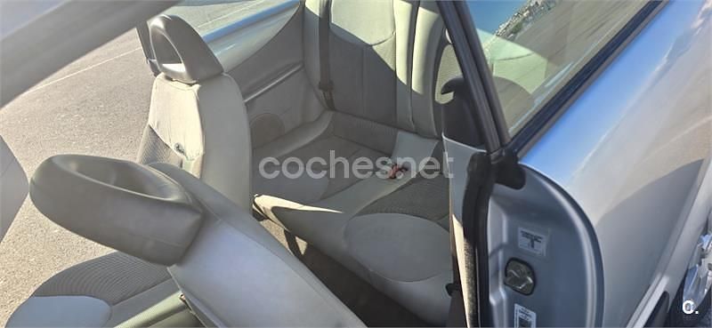 Usado Citroën C3 Pluriel 75 CV (55 kW) 2004 Gris / plata Descapotable