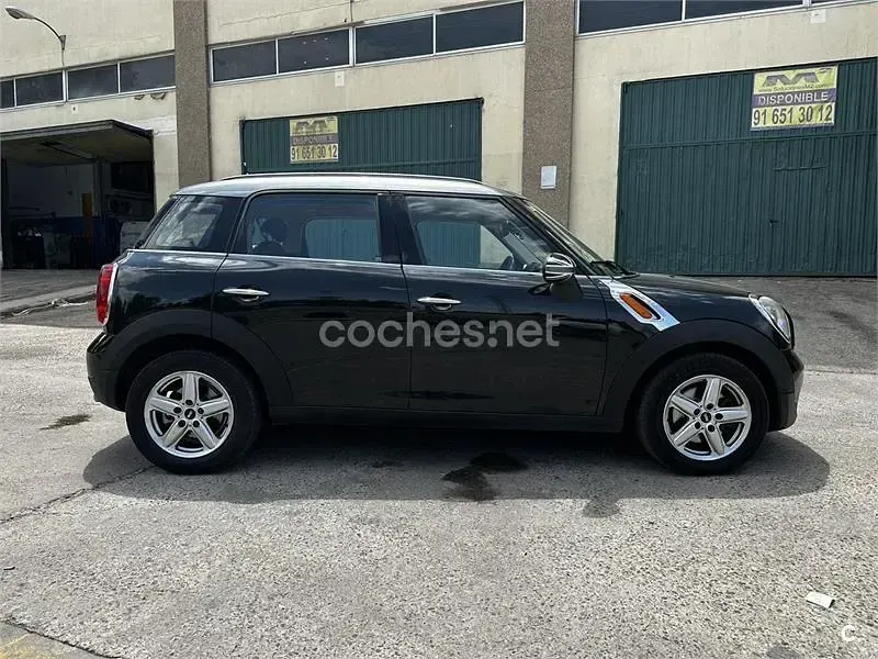 Usado Mini One D Countryman 90 CV (66 kW) 2010 Negro SUV