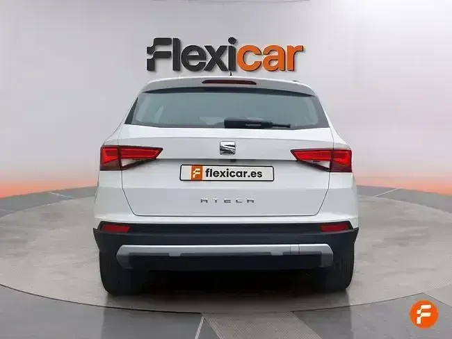 Usado Seat Ateca Style 150 CV (110 kW) 2019 Blanco SUV