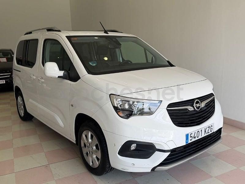 Usado Opel Combo Life Innovation 131 CV (96 kW) 2019 Blanco Monovolumen