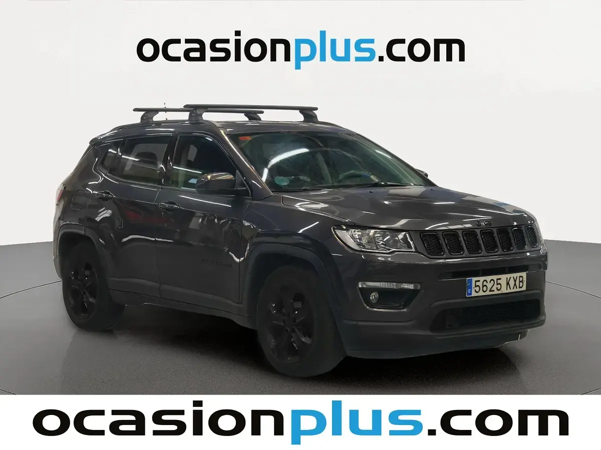 Usado Jeep Compass Night Eagle 120 CV (88 kW) 2019 Gris SUV